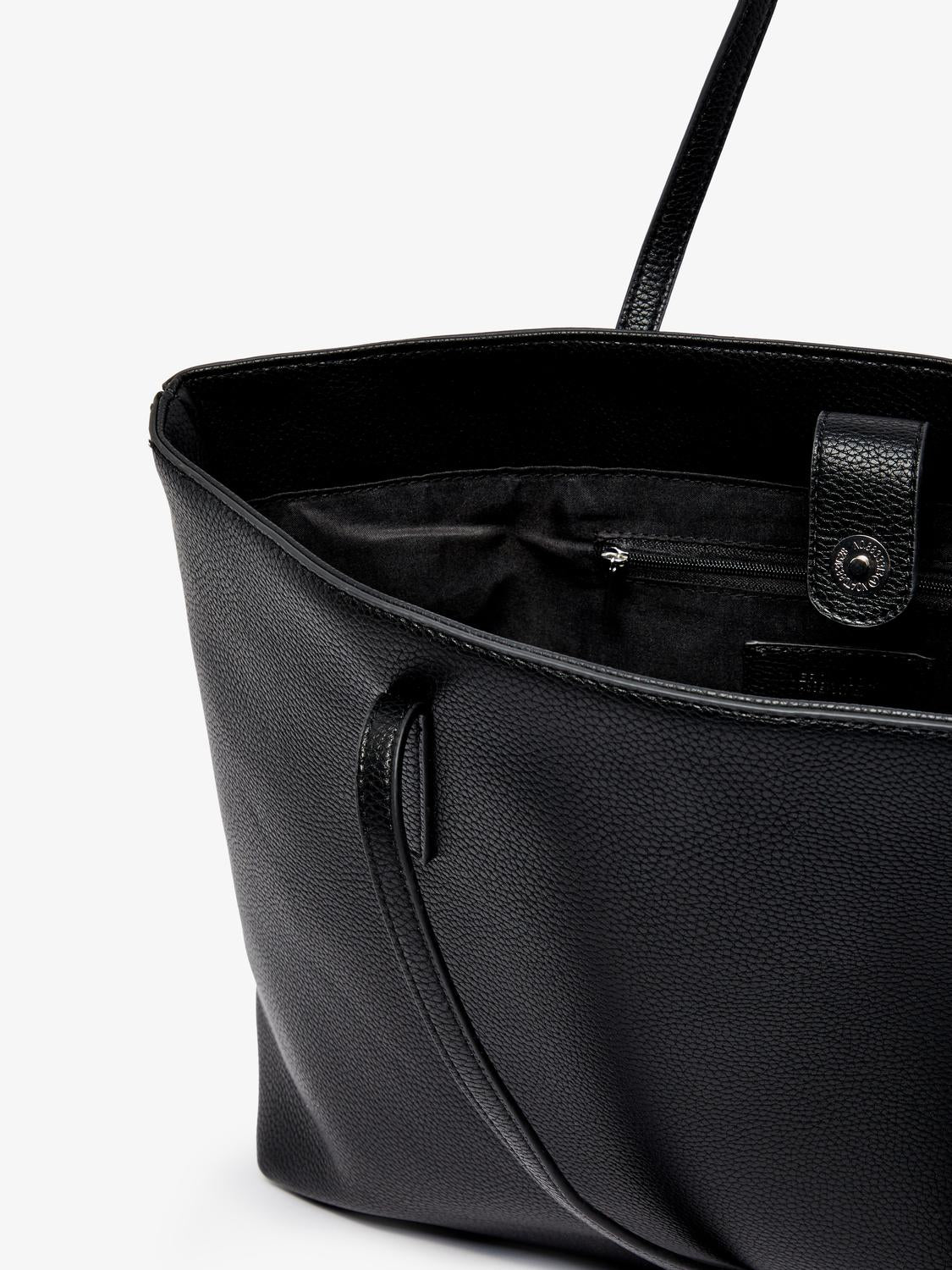model_shot-detail